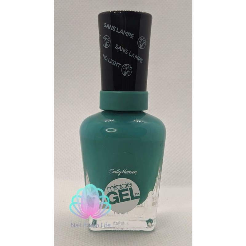 Nail Polish Life - Sally Hansen Miracle Gel - 749 S-teal the Show