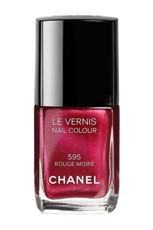 chanel red nails